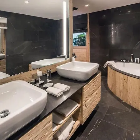 Super Private Luxury With Facilities Villa *