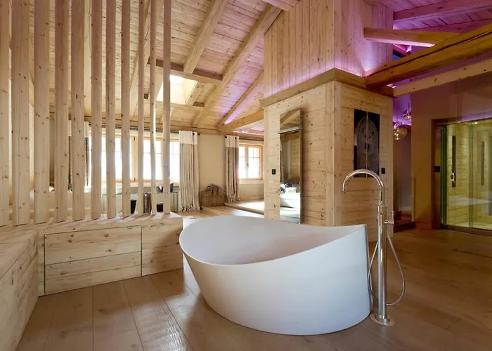 Super Private Luxury With Facilities *