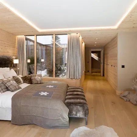 Super Private Luxury With Facilities Vila Rougemont